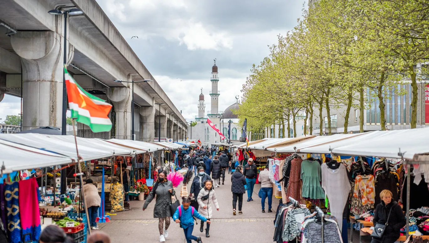 action amsterdam zuidoost kraaiennest openingstijden